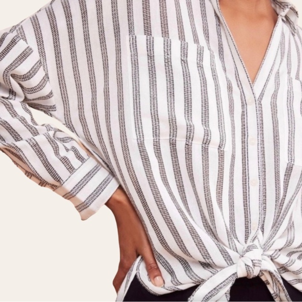 Lou & Grey Oversized Texture Tie Knot Shirt 💕